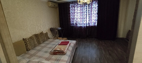 2 rooms apartments daily Pavlograd, TSentralnaya St., 44/50