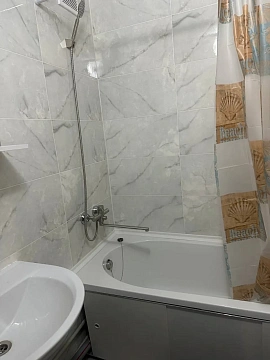 2 rooms apartments daily Pavlograd, TSentralnaya St., 36