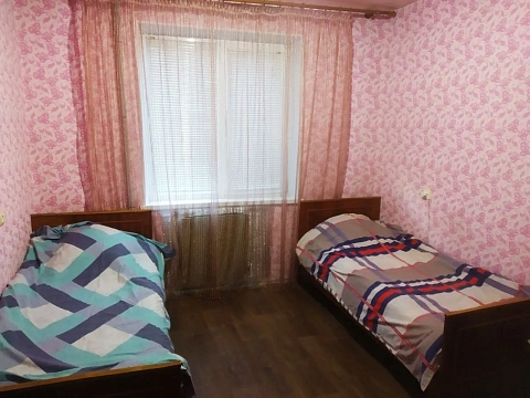 2 rooms apartments daily Pavlograd, Voinovoy St., 12