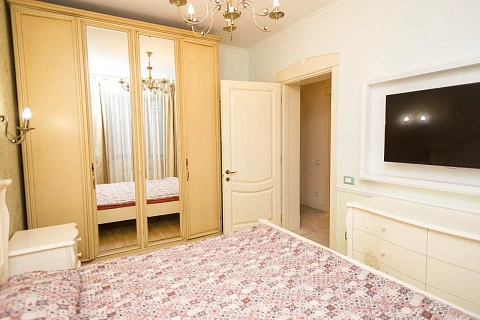 Двухкомнатная квартира посуточно в Одессе, Приморский район, ул. Дерибасовская, 20