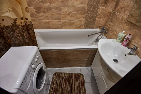 2 rooms apartments daily Poltava, Shevchenkovskij district, Sobornosti St., 60д