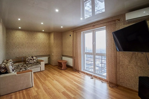 2 rooms apartments daily Poltava, Shevchenkovskij district, Sobornosti St., 60д