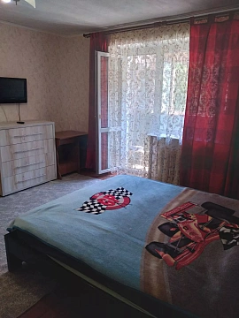 Однокомнатная квартира посуточно в Полтаве, Киевский район, ул. Юлиана Матвийчука (ул. Пушкина), 135