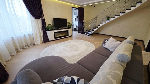 4 room apartments daily Ivano-Frankivsk, Dvorskaya St., 32