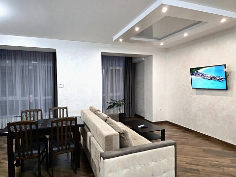 2 rooms apartments daily Ivano-Frankivsk, Belvederskaya St., 35