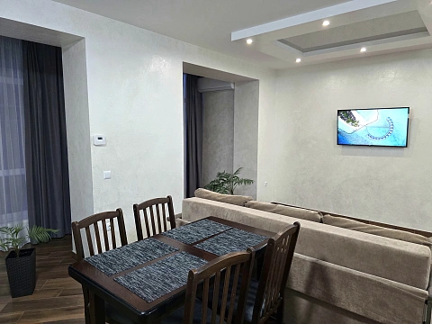 2 rooms apartments daily Ivano-Frankivsk, Belvederskaya St., 35