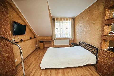 mini-hotels daily Vinnytsia, Leninskiy district, M.Ovodova St., 28