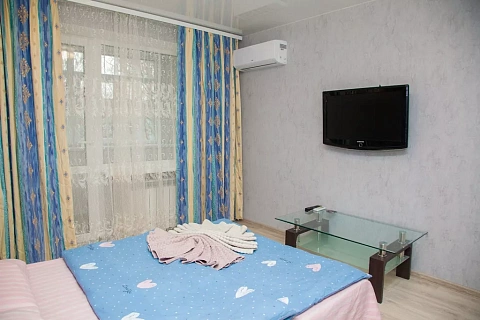 1 room apartments daily Zaporizhzhia, Voznesenovskij district, Nezavisimoy Ukrainy St., 65 б