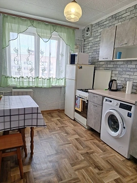 Трехкомнатная квартира посуточно в Виннице, Замостянский район, ул. Стеценко, 57