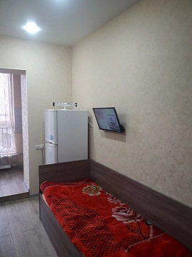 1-кімнатна квартира подобово у Харкові, Холодногірский район, вул. Зброярська (Малиновського), 7