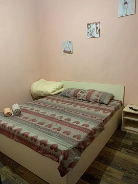 Двухкомнатная квартира посуточно в Харькове, Киевский район, ул. Маршала Бажанова, 6