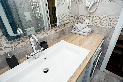 2 rooms apartments daily Chernihiv, Novozavodskoy district, Remeslennaya St., 17