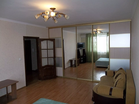 1 room apartments daily Cherkasy, SHevchenko Blvd, 135