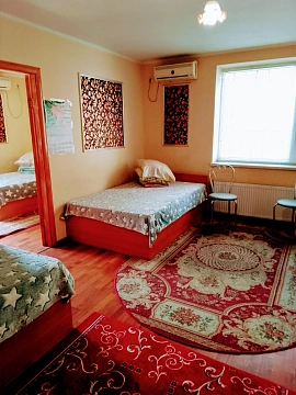 2 rooms apartments daily Mykolayiv, TSentralnyy district, CHkalova St., 82а