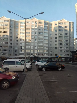 Двухкомнатная квартира посуточно в Луцке, ул. Липинского, 9