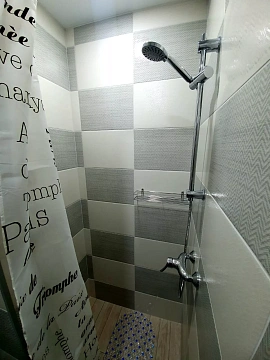 1 room apartments daily Dnipro, Tsentralnyi district, Kurchatova St., 2