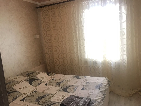 Четырехкомнатная квартира посуточно в Луцке, ул. Конякина, 27