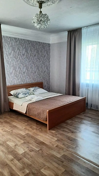 house h daily Dnipro, Tsentralnyi district, Uzhgorodskaya St., 1