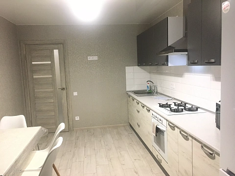 Однокомнатная квартира посуточно в Луцке, ул. Яровиця, 15