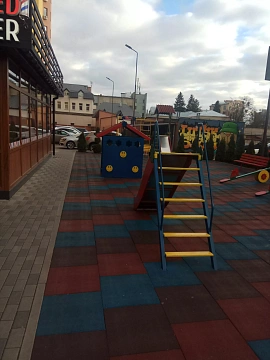 Однокомнатная квартира посуточно в Луцке, ул. Огиенко, 2а