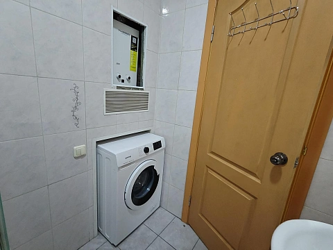 Двухкомнатная квартира посуточно в Днепре, Центральный район, пр-т Леси Украинки, 41