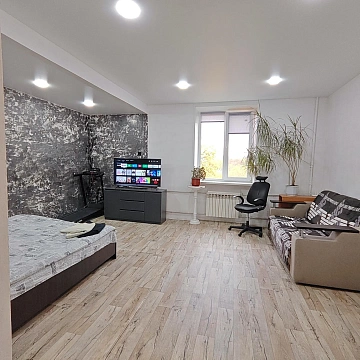 2 rooms apartments daily Dnipro, Tsentralnyi district, Dmitriya YAvornitskogo Ave., 125