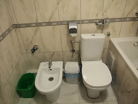 Двухкомнатная квартира посуточно в Трускавце, ул. Ивасюка, 11