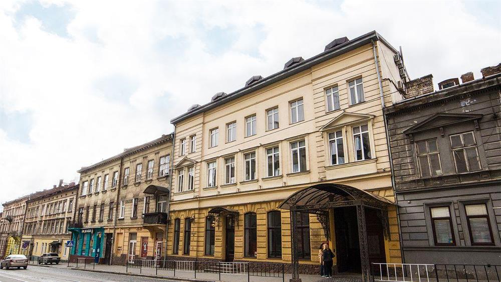 Готель Рейкарц Дворжец Львів
