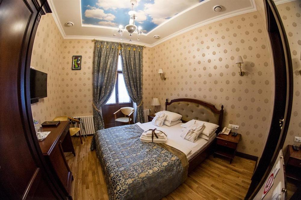 Двомісний стандарт