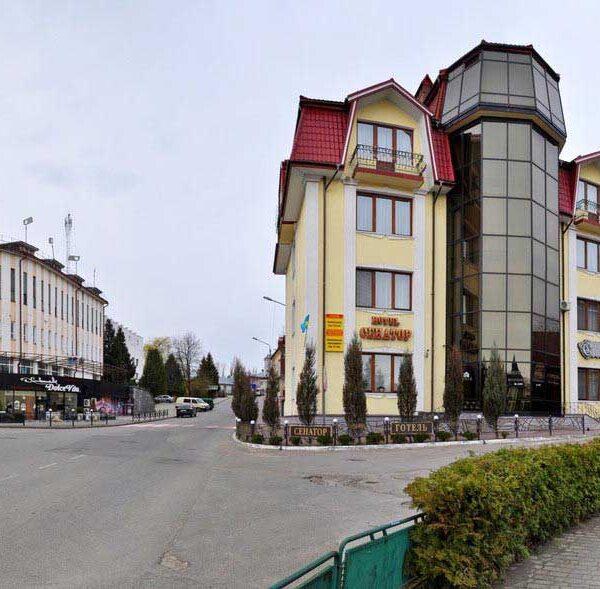 Готель Сенатор Трускавець