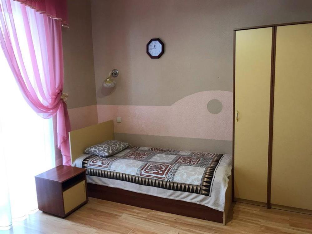 Двомісний номер (Double / Twin Room)