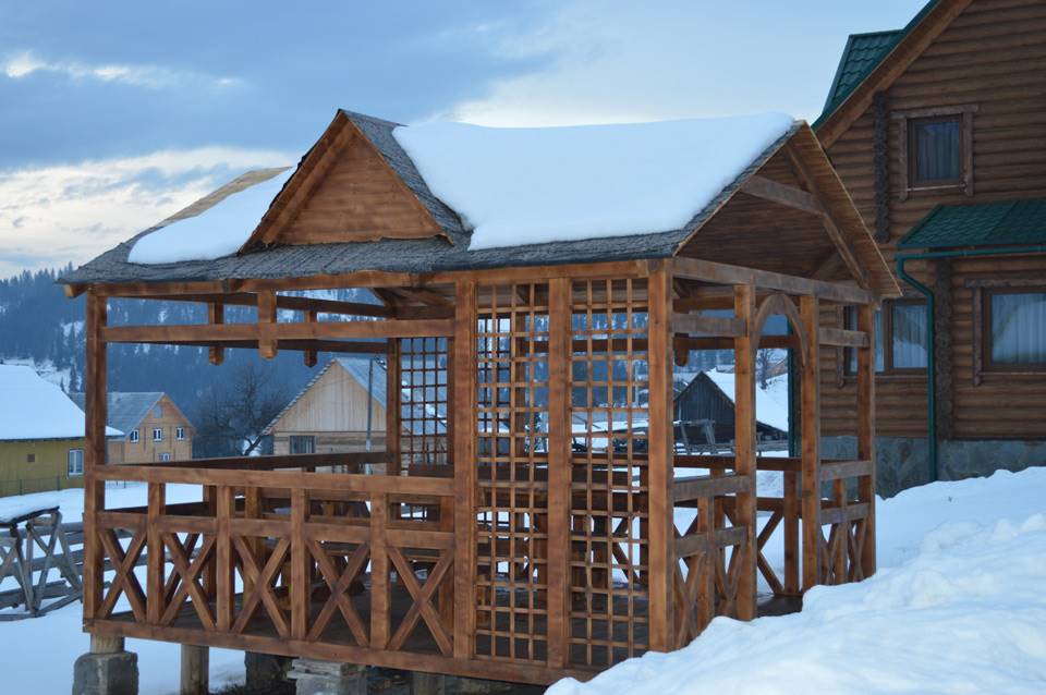 красивий вид природа КарпатSki котеджі Буковель