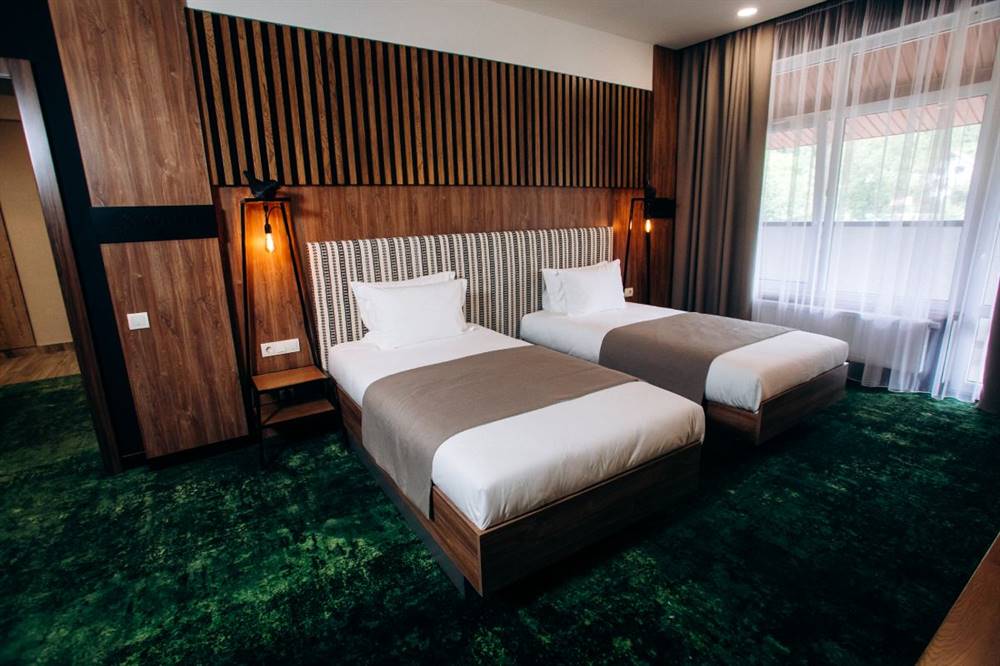 Signature Suite