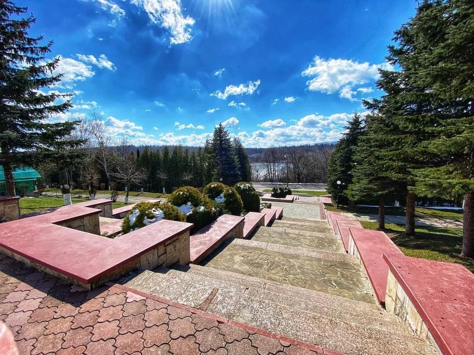 Перлина Прикарпаття фото