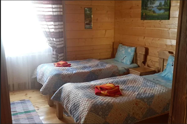 Однокімнатний номер з окремою ванною кімнатою в дерев'яній будівлі (№24,34)