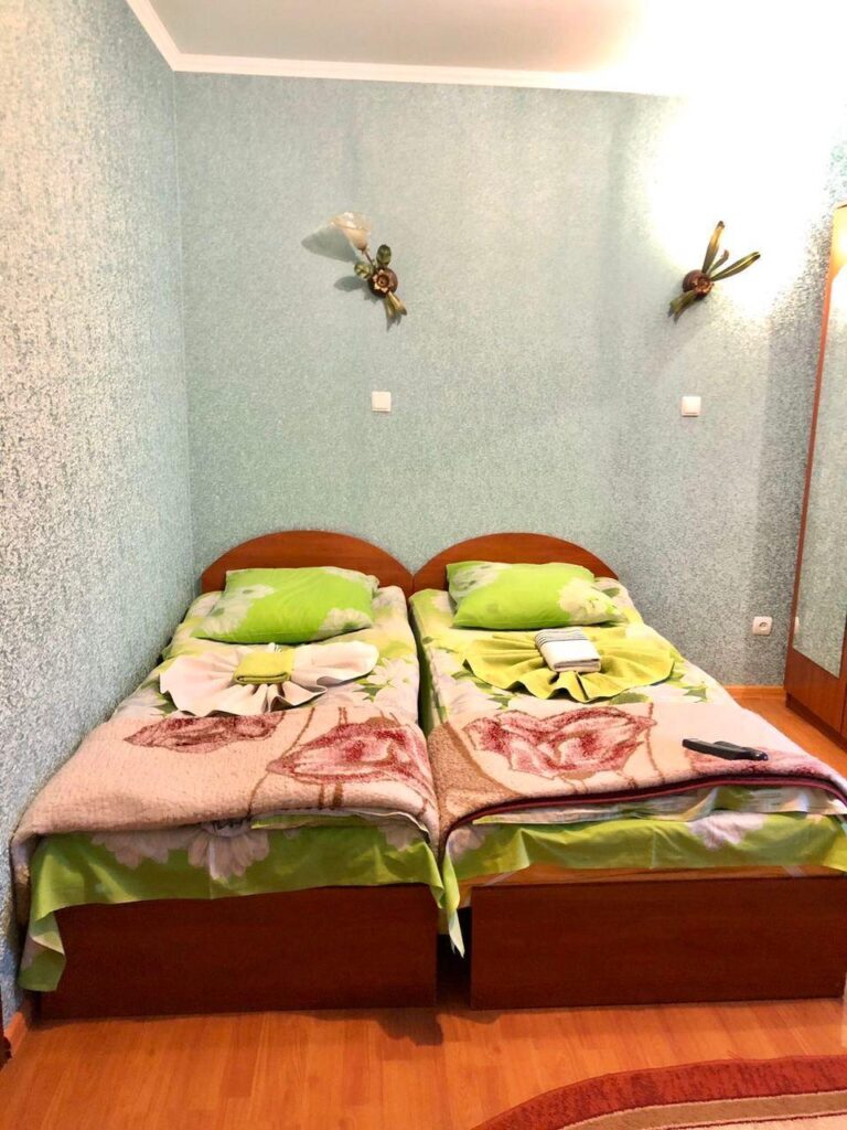 Стандарт з балконом