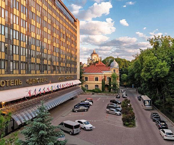 готель Дністер Львів головна