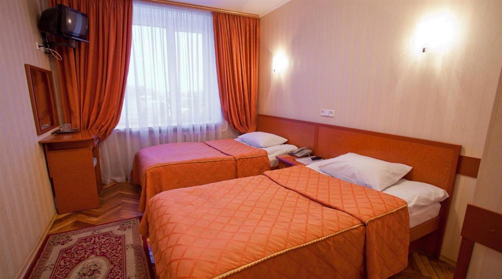 Двомісний стандарт