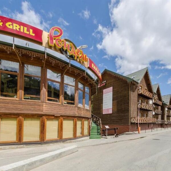 Апарт-готель Зима Сноу (ZimaSnow Ski & Spa Club) - Буковель