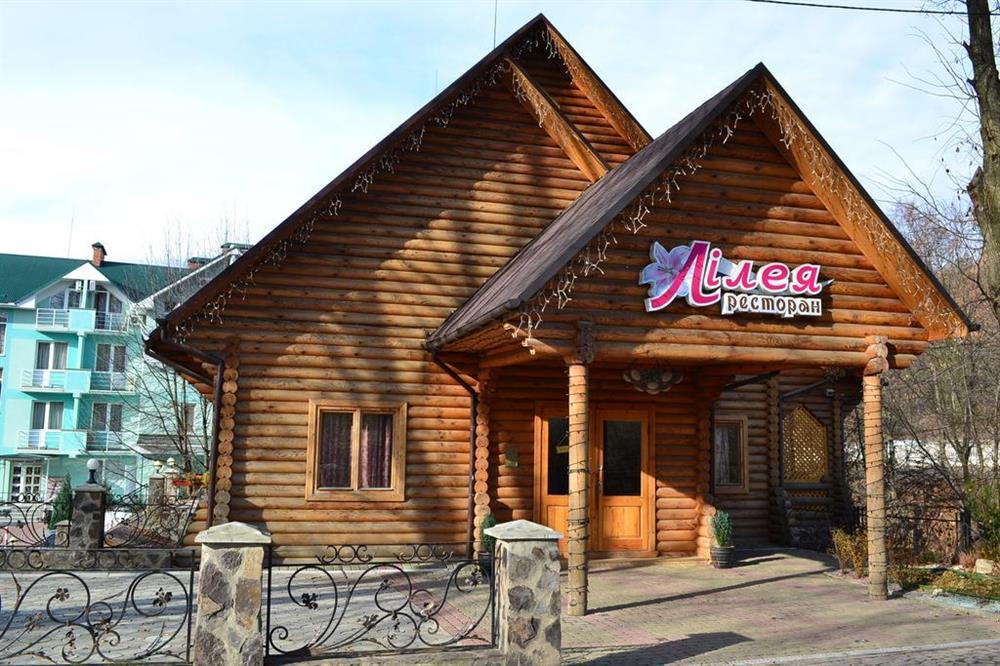 Готель Лілея Поляна, Закарпаття